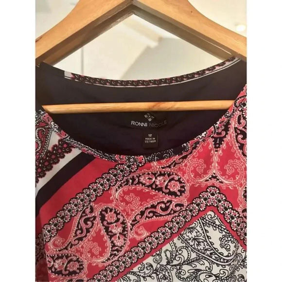 Ronnie Nicole Cold Shoulder Paisley Size 12 Shift Dress‎ - Picture 4 of 5